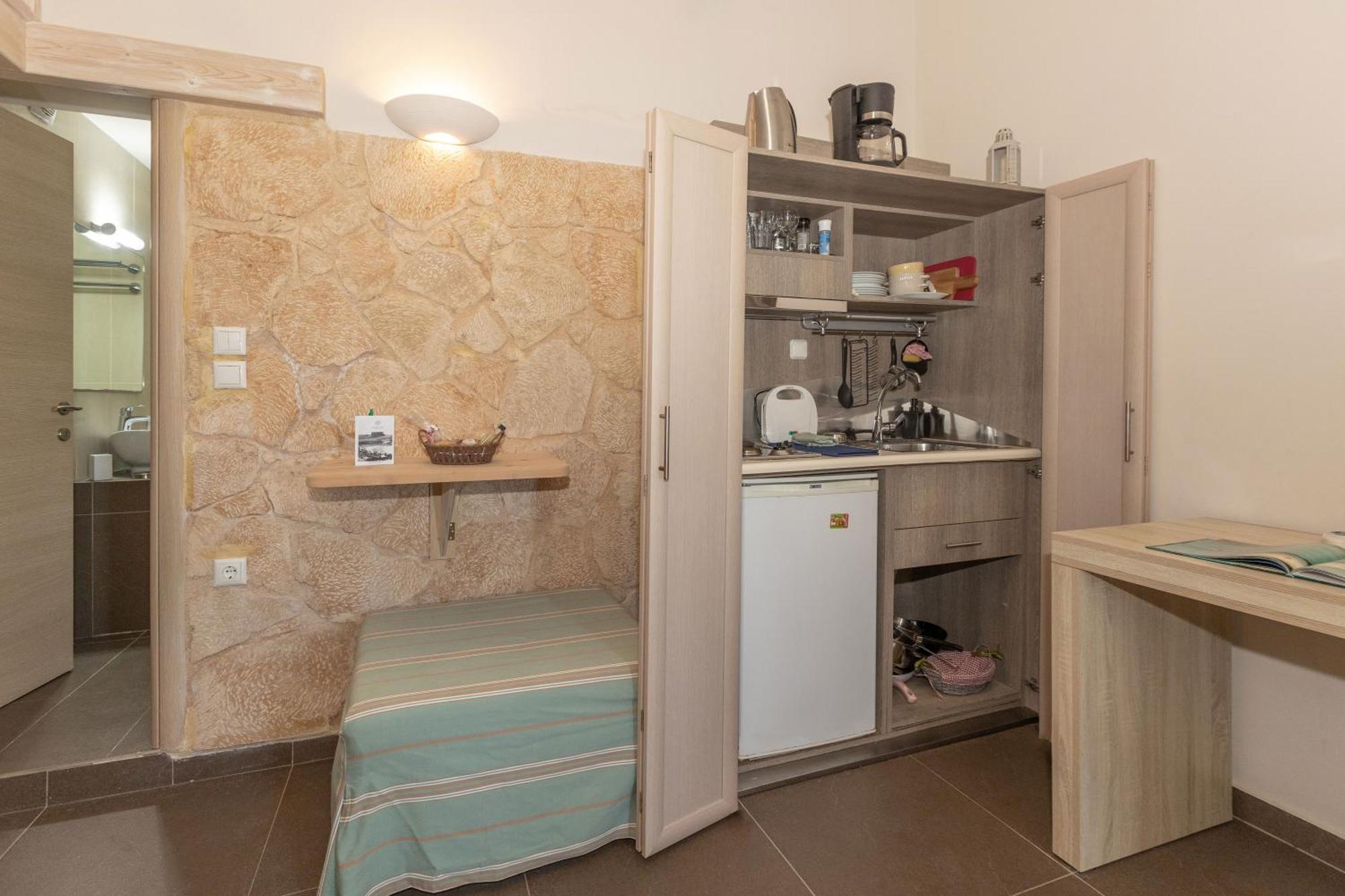 Oinoni'S Home - Xanthipi Studio Souvala Exteriér fotografie